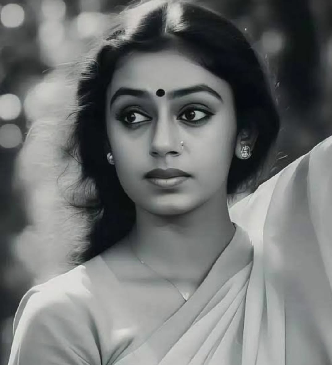 So happy to hear my my favourite actress Shobhana  Mam 😍😍 getting  PadmaBhushan ,the nations third highest civilian award 
Congrats Mam👏👏 A well deserved honour for a life truly dedicated to arts ❤️❤️❤️❤️