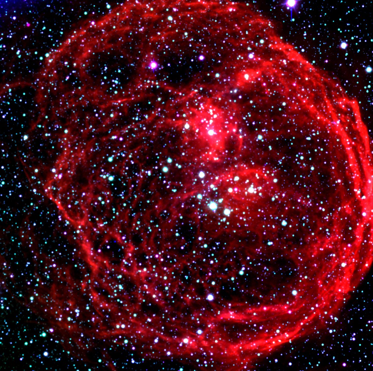Ecliptic_news's tweet photo. Scientists discovered a gigantic 'superbubble' in space, 1,300 light-years wide, created by ancient supernova explosions! 🌌💥 #Superbubble #SpaceMysteries #Astronomy https://t.co/zmWOp59bpw