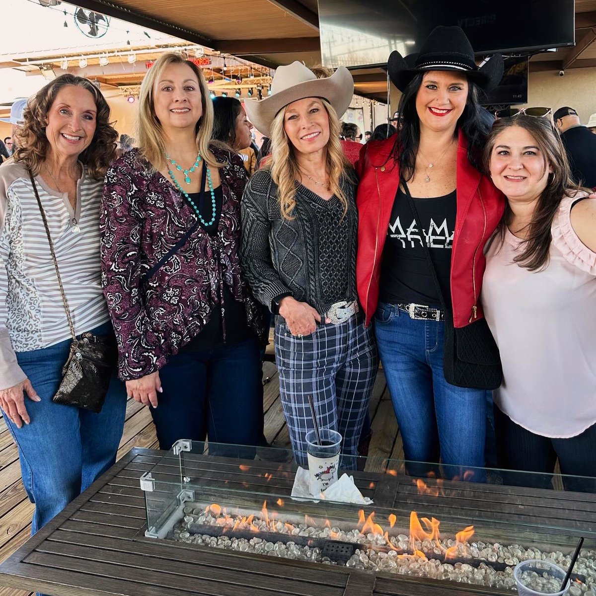 ShandaUTSA's tweet photo. Friday Funday 🌟
#CowboyBreakfast #Rodeo https://t.co/4u3P4YqkjH