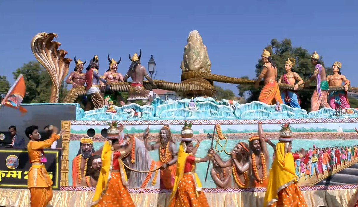 ThePerilousGirl's tweet photo. Tableau of Uttar Pradesh🇮🇳

#RepublicDay2025 #RepublicDayIndia https://t.co/7Pz7ilg4zk