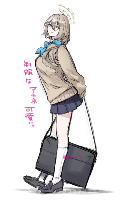 …ふぅ。以前より制服アカネの靴下の色が紺か白か脳内で内戦が勃発していたけど、この度、公(式)に白が勝利した模様。しかし黒タイツ勢力も脳内のどこかに潜んでいる模様。 