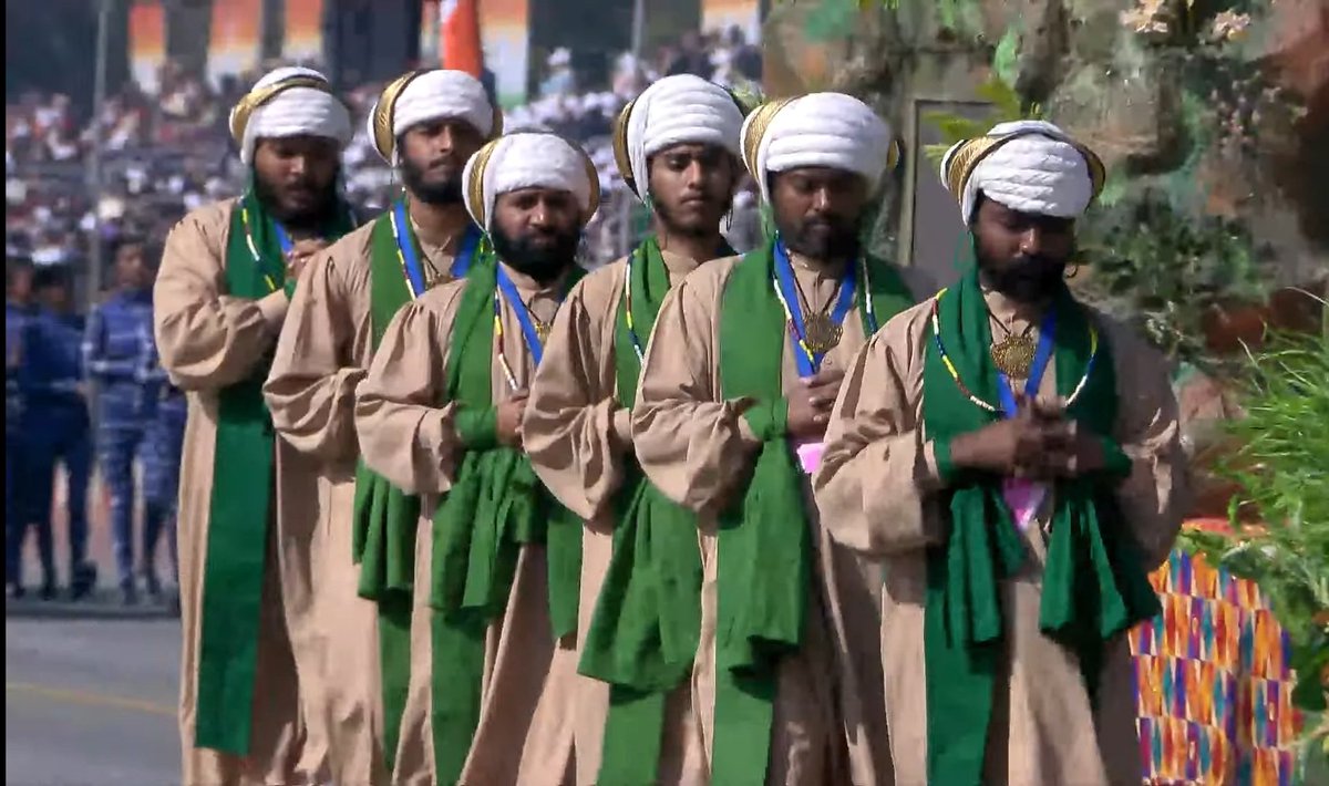 ThePerilousGirl's tweet photo. Tableau of Punjab🇮🇳

#RepublicDay2025 #RepublicDayIndia https://t.co/vnG0dSWNO3