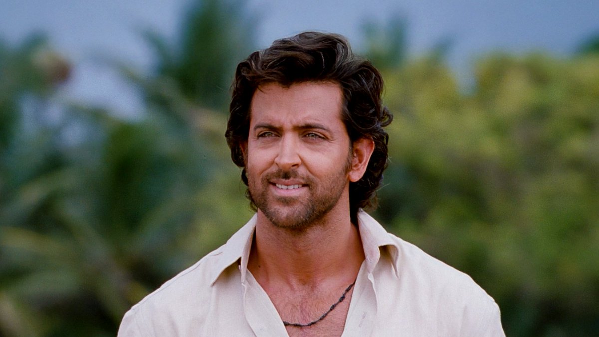 PrimeVideoIN's tweet photo. the force that fuels our emotions - @iHrithik as Vinay Dinanath Chauhan🔥 https://t.co/dEzntHolrS