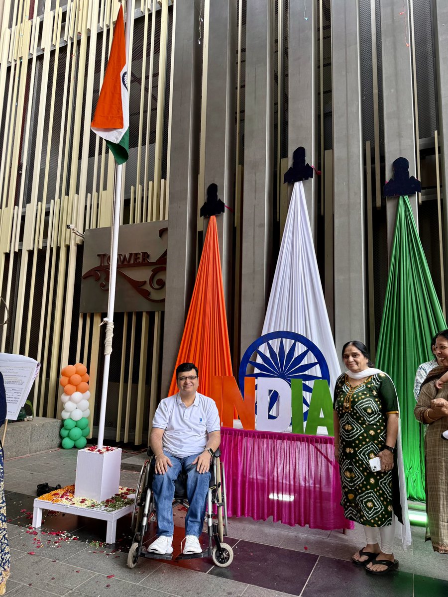 CAChirag's tweet photo. Happy 76th Republic Day, India! 🇮🇳 Let's celebrate the spirit of unity, diversity, and democracy that makes our nation great. Lets respect people who made our great Constitution!! 

#RepublicDay2025 #JaiHind https://t.co/xKDMazO4k8