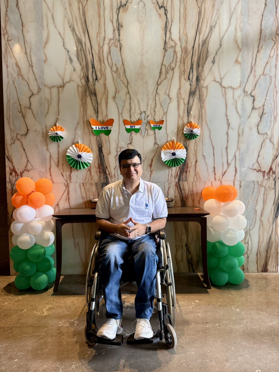 CAChirag's tweet photo. Happy 76th Republic Day, India! 🇮🇳 Let's celebrate the spirit of unity, diversity, and democracy that makes our nation great. Lets respect people who made our great Constitution!! 

#RepublicDay2025 #JaiHind https://t.co/xKDMazO4k8