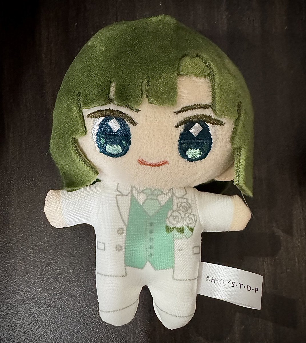 moi__moi4's tweet photo. 見つけた瞬間に興奮で汗だくになっちゃった…全然取れなくて苦戦してたらスタッフのお姉さんがものすごく取りやすい場所に置いてくれて無事にゲットできました！！ありがとうございます！！！！！！可愛い😭ヒカルも欲しいけど次行く時まであるかな…… https://t.co/TbhgzDbP6Z