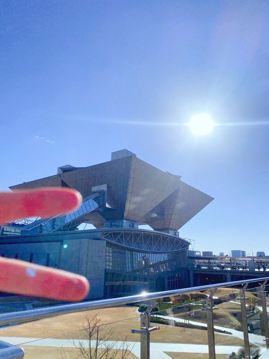 本日スペースまで足を運んでくださった方々、本を手に取ってくださり、さらに差し入れやナツシン&amp;師弟の天才イラスト、お手紙まで本当にありがとうございました♡ 初お手紙すごく嬉しいです😭大切に読ませていただきます!
おかげで楽しい時間を過ごせました🙏✨7月のオンリーでまたお会いしましょ〜 