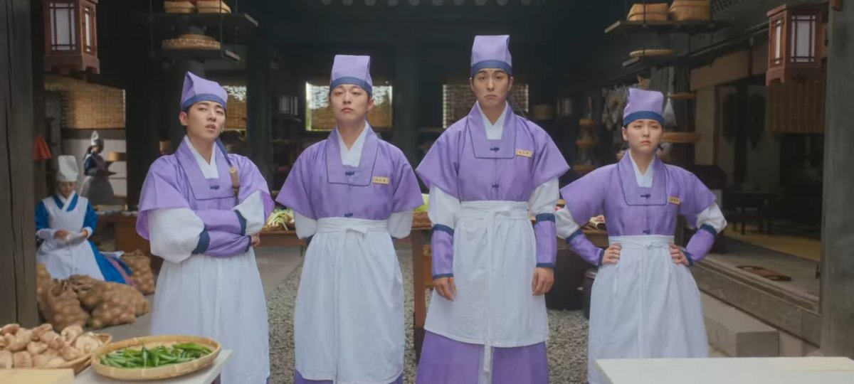 daheeverse's tweet photo. always love these moments and deoksu's mother had a great moment before she....

#CheckinHanyang #CheckinHanyangEp10 https://t.co/9lsQ4NprOX