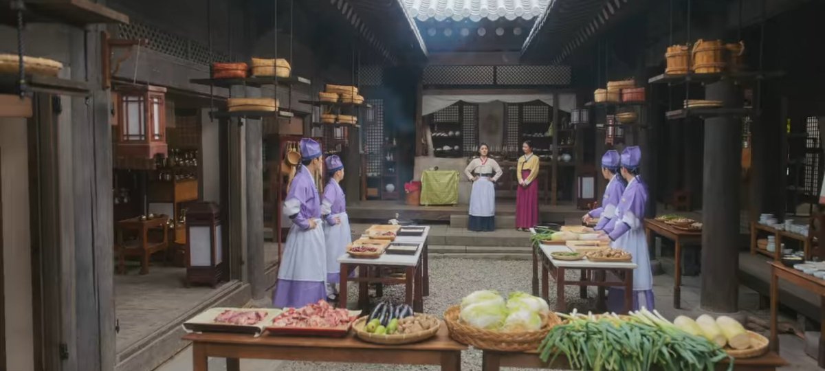 daheeverse's tweet photo. always love these moments and deoksu's mother had a great moment before she....

#CheckinHanyang #CheckinHanyangEp10 https://t.co/9lsQ4NprOX