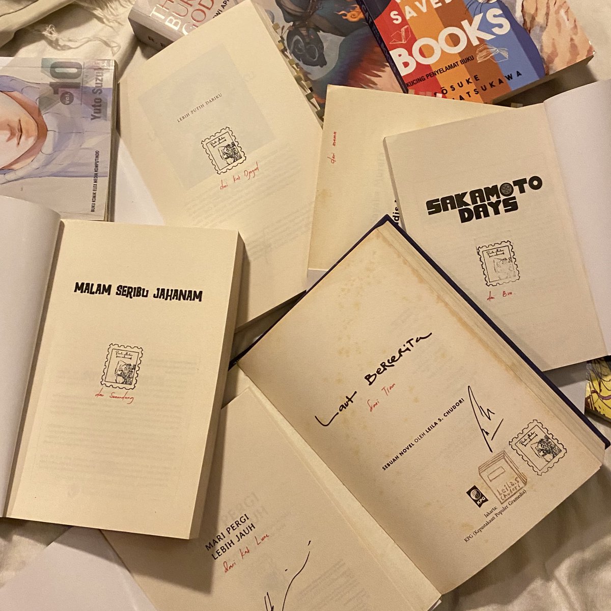 Pemberian paling menyenangkan: BUKU, BUKU, BUKU.