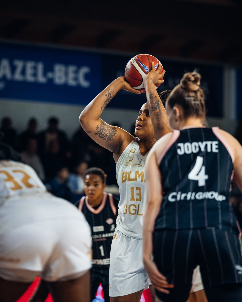 BasketLMA's tweet photo. 𝐬𝐧𝐢𝐩𝐞𝐫

𝑎𝑛𝑔𝑙𝑖𝑐𝑖𝑠𝑚𝑒

2. Personne anormalement douée pour propulser des objets dans des cibles étroites et éloignées, avec beaucoup d'habileté et de précision.

#BLMA | 📸 mariecmphotography/ig https://t.co/61rQXfIwhT