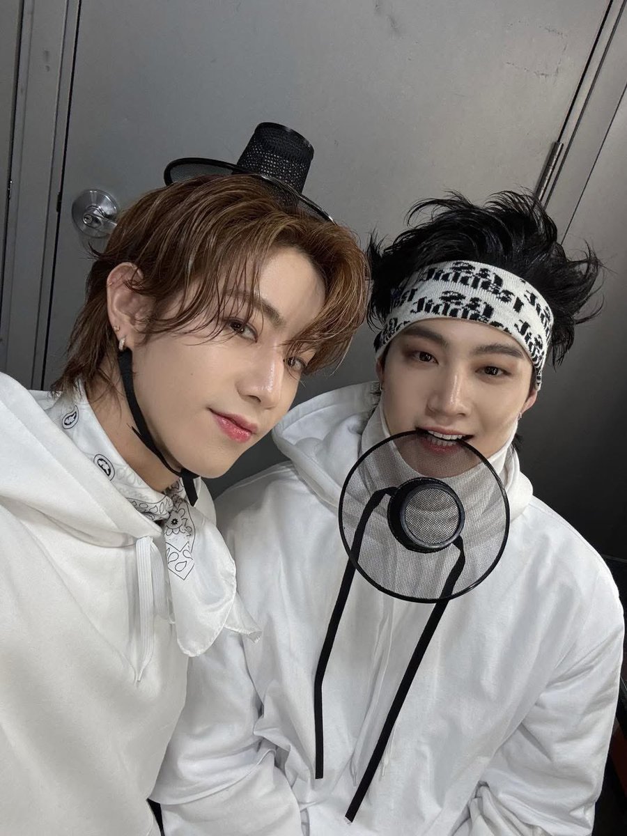 with Mark Tuan (@withyoumarktuan) on Twitter photo 250126 Markโs Facebook Update
โHi guys ๐๐ปโโ๏ธโ
#MarkTuan #Mark #ๆฎตๅฎๆฉ #๋งํฌ
<a href="/marktuan/">Mark Tuan</a> <a href="/DNAmngmnt/">Mark Tuan Official</a>
#JAYBย #์ ์ด๋นย <a href="/jaybnow_hr/">JAY B</a>
#GOT7 #๊ฐ์ธ๋ธ <a href="/GOT7/">GOT7 (๊ฐ์ธ๋ธ)</a> <a href="/GOT7Official/">GOT7</a> 250126 Markโs Facebook Update
โHi guys ๐๐ปโโ๏ธโ
#MarkTuan #Mark #ๆฎตๅฎๆฉ #๋งํฌ
<a href="/marktuan/">Mark Tuan</a> <a href="/DNAmngmnt/">Mark Tuan Official</a>
#JAYBย #์ ์ด๋นย <a href="/jaybnow_hr/">JAY B</a>
#GOT7 #๊ฐ์ธ๋ธ <a href="/GOT7/">GOT7 (๊ฐ์ธ๋ธ)</a> <a href="/GOT7Official/">GOT7</a>