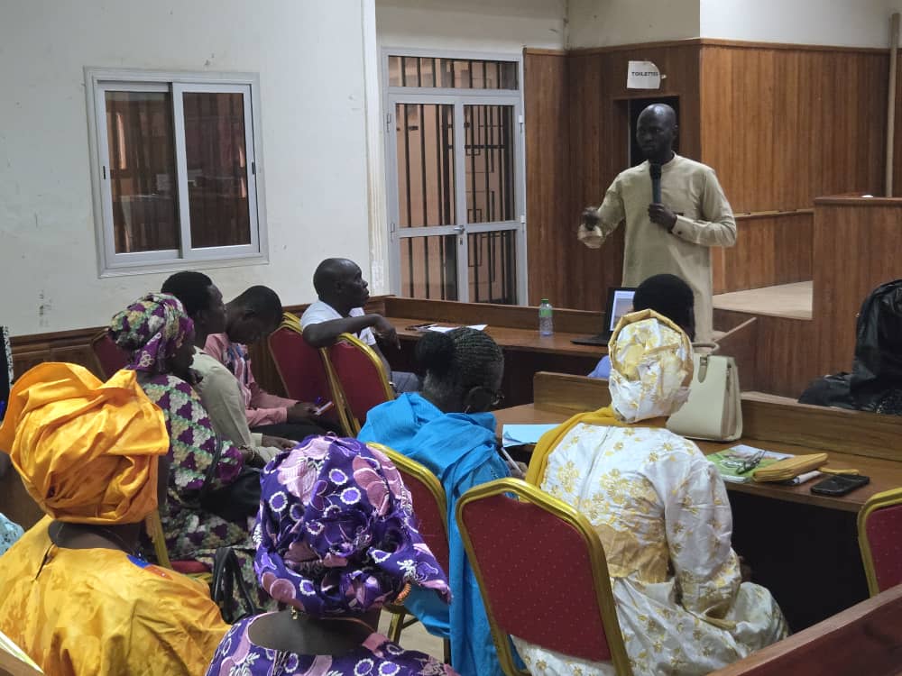 ianovaGroup's tweet image. 🌾✨ Ravis d'avoir été partenaire de la Journée Nationale du Fonio à Tambacounda ! Notre président, @ModouFallCoach, a présenté notre modèle d'industrialisation de nos filières céréalières, pouvant créer ~ 1000 emplois par exploitation. Ensemble, construisons un avenir durable !