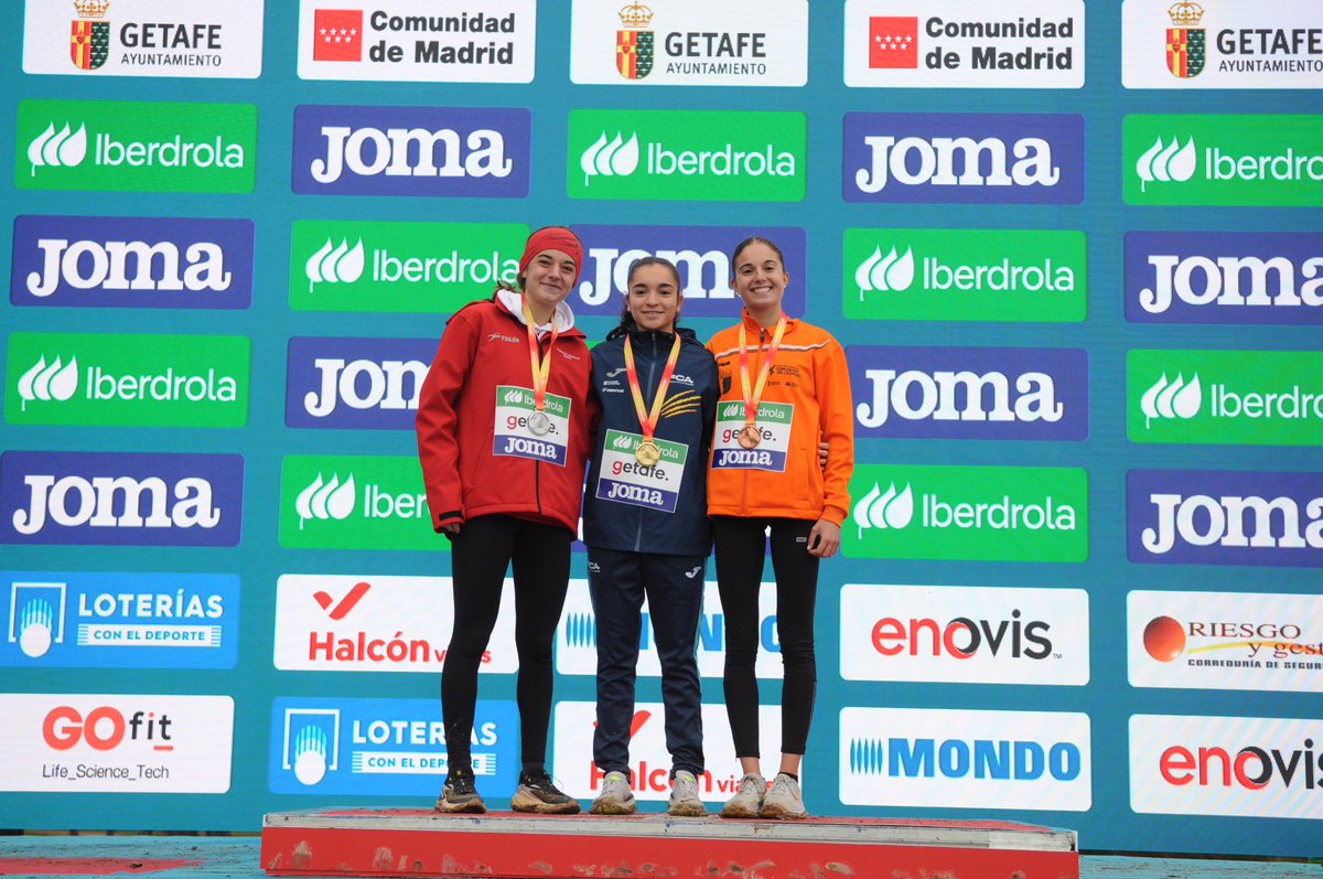 atletismoRFEA's tweet photo. Podio Individual Sub23 🚺#CEcross

🥇 Àmbar Tomás @Atletisme_FCA  38:47
🥈 Jimena Blanco @atletismomadrid 38:56
🥉 María Valero @atletismeFACV 38:59

📺@LaLigaPlus
📊https://t.co/7tGL2hGmjs https://t.co/Tvrag5y4Ll