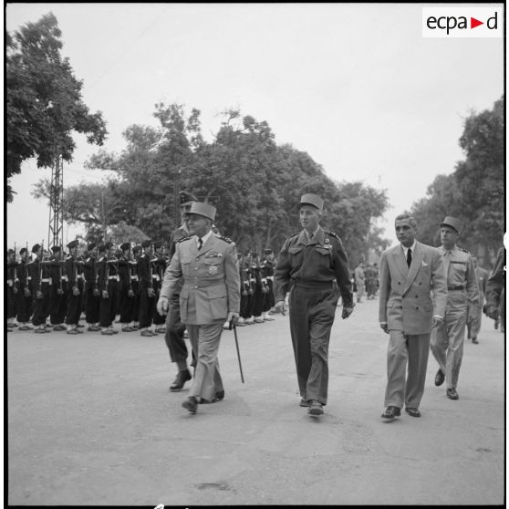 In our latest episode of Decolonisations/ History of Indochina
Spit and polish is on the menu with the arrival in Indochina of General de Lattre
Listen here
Apple: shorturl.at/kqkWw
Spotify: shorturl.at/HdYKW
or whenever you listen to #podcasts