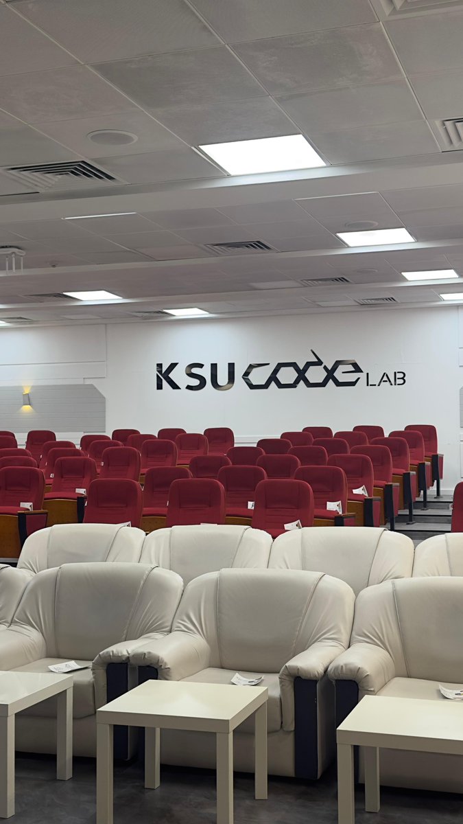 ksuAIClub's tweet photo. بفضل الله وتوفيقه أنهى نادي الذكاء الاصطناعي أول لقاء
تعريفي له بنجاح!🌟
نشكر كل من حضر وساهم في جعل هذا اللقاء بداية رائعة لمسيرتنا، ونتطلع بشغف لمزيد من الإنجازات والفعاليات المميزة قريباً!🙏🏻
#نادي_الذكاء_الاصطناعي #AIClub #Artificial_Intelligence_Club #الذكاء_الاصطناعي https://t.co/7Z3KVHCvsj