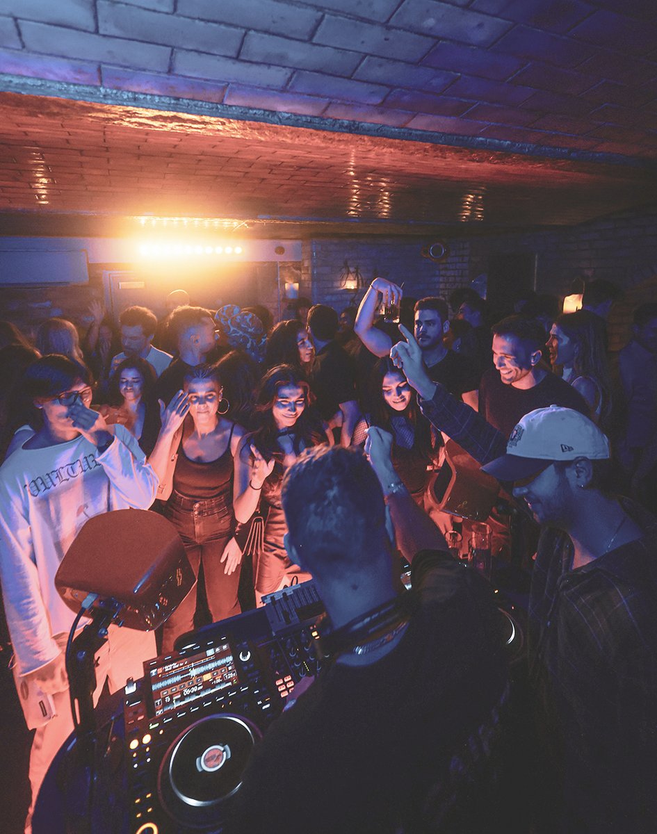 bysumex's tweet photo. SONATION: Cima b2b Tobias Lineker in KAVE London
👉 https://t.co/sJltHWx0DG
#sonation #djs #london #events #kavelondon #afrohouse https://t.co/as6UhU0O2e