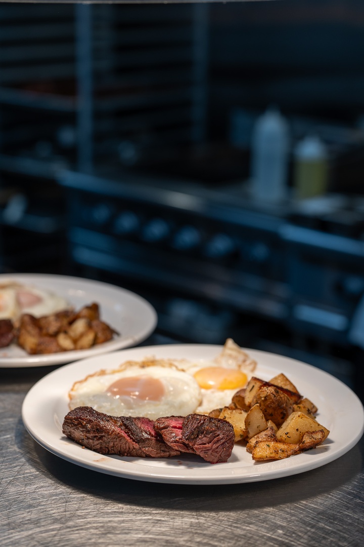 🍳🥩 Brunch just got an upgrade!

Indulge in our savory Steak &amp; Eggs, perfectly paired with a glass of Saddlehill’s rich Cabernet Sauvignon or crisp Chardonnay.
Mornings at the vineyard are meant to be delicious. 🌞

📅 Reserve your table today via  Saddlehill.com.