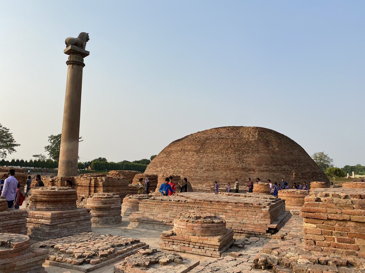 itisansh's tweet image. शक्तियों के विकेंद्रीकरण को अमली जामा पहना दुनिया का पहला गणतंत्र स्थापित करने वाले लिच्छवियों को शत शत नमन।।

#bais #Lichchvi #Baishali #RepublicDayIndia