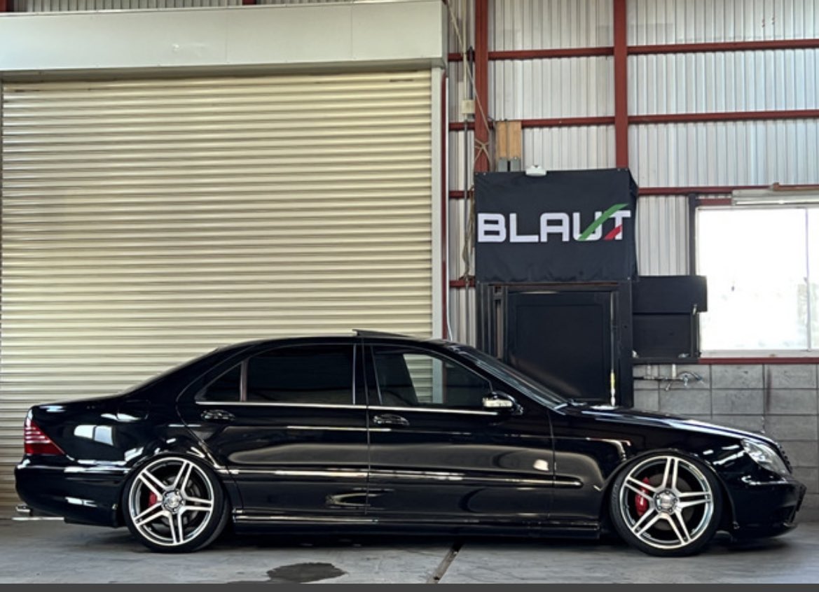 tkwy009's tweet photo. w220 Sクラスからしか得られない栄養がある https://t.co/xUUqcaaJ39