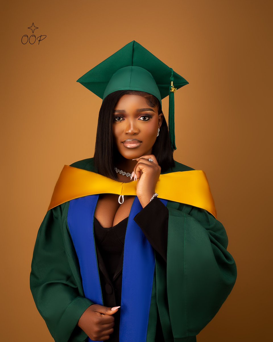 shentoyo_'s tweet photo. God did! Congratulations to me🎓🎉
Bachelors degree bagged! Soil science and land management. Second class honors, upper division.
#FunaabConvocation #graduation 👩‍🎓 https://t.co/BAwCLqOCYY