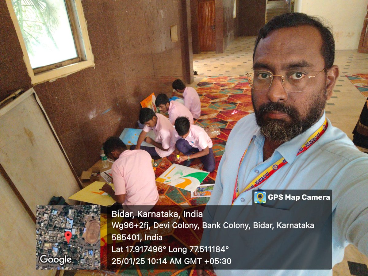 abvrsbidar_592's tweet photo. ದಿನಾಂಕ 25 ನೇ ಜನೆವರಿ 2025 ರಂದು ಜಿಲ್ಲಾಡಳಿತ ಮತ್ತು ಸ್ವಿಪ್ ಸಮಿತಿ ವತಿಯಿಂದ ರಾಷ್ಟ್ರೀಯ ಮತದಾನ ದಿನ ಕಾರ್ಯಕ್ರಮದಲ್ಲಿ ನಮ್ಮ ಅಟಲ ಬಿಹಾರಿ ವಸತಿ ಪ. ಪೂ ಕಾಲೇಜು ಘೋಡಂಪಳ್ಳಿ(592) 5 ಜನ ವಿದ್ಯಾರ್ಥಿಗಳು ಭಿತ್ತಿ  ಚಿತ್ರ ಶಿಬಿರದಲ್ಲಿ ಭಾಗವಹಿಸಿ ಮಾನ್ಯ ಜಿಲ್ಲಾಧಿಕಾರಿಗಳು ಬೀದರ ಅವರಿಂದ ಪ್ರಶಂಸನಾ ಪತ್ರ ಪಡೆದ ಸಂತಸದ ಕ್ಷಣ.. https://t.co/ncBsmbCYGB