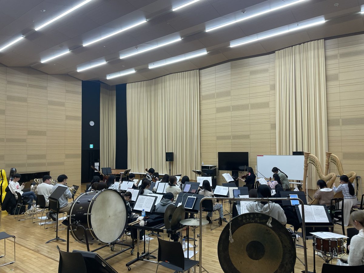 s_kunion's tweet photo. 本日から定期演奏会の練習が始まりました！

【第8回定期演奏会】
2025年3月7日(金)19時開演
📍ルネこだいら大ホール

チケットは下記URL、またはフライヤーに記載されておりますQRコードをご確認ください！
https://t.co/RtKfH58ruG https://t.co/bfotSqngsm