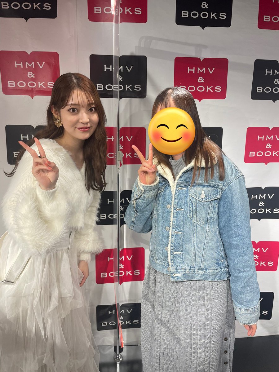 JunhoKotomi's tweet photo. 昨日はたまちゃんのカレンダーお渡し会へ🫶2ショットの時もしかして...？て去年の江戸散歩で会えた事覚えてくれてたのめっちゃ嬉しかった😭💖覚えてるの！？て聞いたら覚えてるよ！美味しかったよー！て言ってくれて、あ、、あ、ありがとうしか言えなかったの悔しい😂
#阪口珠美 #ぐるり東京江戸散歩 https://t.co/Tf098T23wL