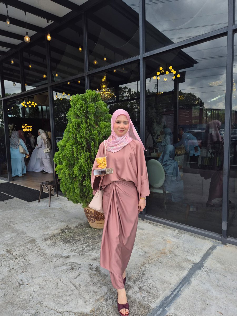 imsyara's tweet photo. Definitely stunning ❤️‍🔥 https://t.co/snmiYYmypE