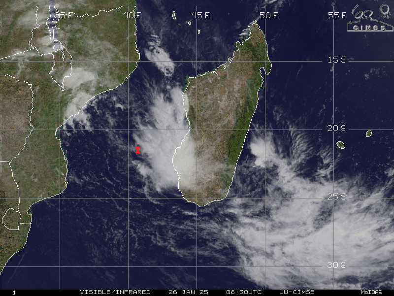 Slow-moving Zone of Disturbed Weather 6 will remain over the #Mozambique Channel during the next few days while producing areas of heavy rain in southern #Madagascar. Areas of heavy rain can return to portions of Mozambique later in the week.