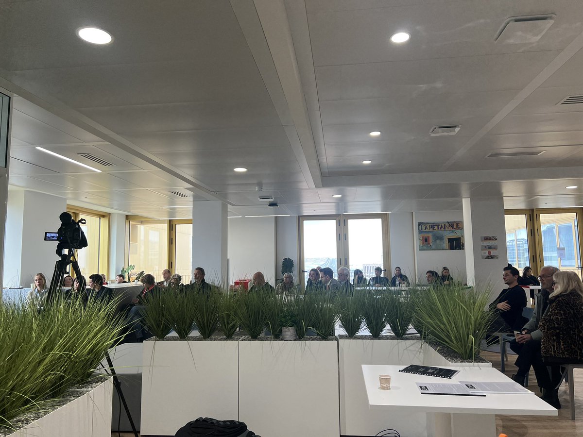 Aurélie Gros tweet media