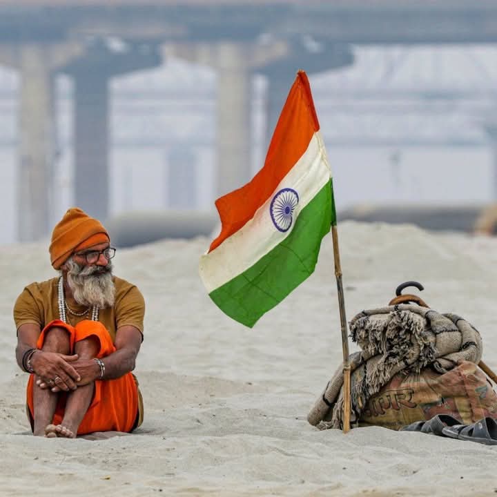semwal2770's tweet photo. Wishing everyone a very Happy Republic Day 🇮🇳
Proud to be a part of this vibrant, rich and beautiful nation. ♥️ 
Proud of our history, present, and look forward to our promising future 💪
जय हिंद......🇮🇳 https://t.co/sJW4hzAtwb