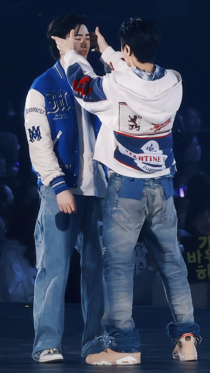 241110 OSAKA
#SUNGHOON #성훈 #ソンフン #JAY #제이 #ジェイ #ENHYPEN #엔하이픈 #エンハイプン