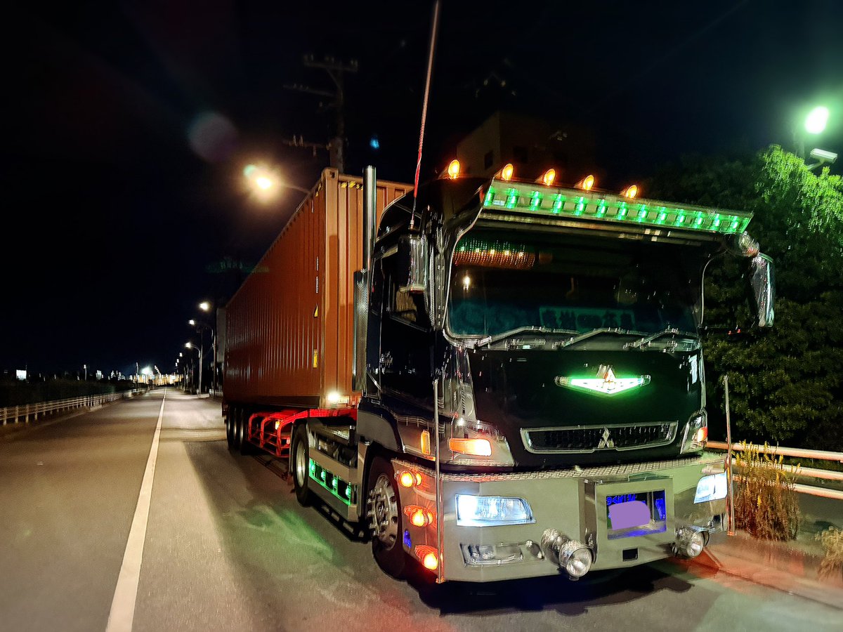 itsukimaru525's tweet photo. やっと2号機修理から戻ってきた
金かかりすぎる… https://t.co/FthHbvE0cp