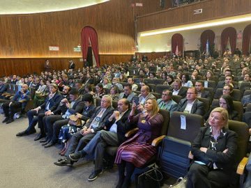 dcorreab's tweet photo. Participamos en el III Foro Mundial de Ciudades Intermedias de #CGLU  @uclg_org Un encuentro que congregó en nuestra ciudad a representantes de cerca de 80 urbes de todo el mundo, además de líderes locales y organizaciones internacionales.  #ciudadesintermedias https://t.co/7uMmLRhtgq