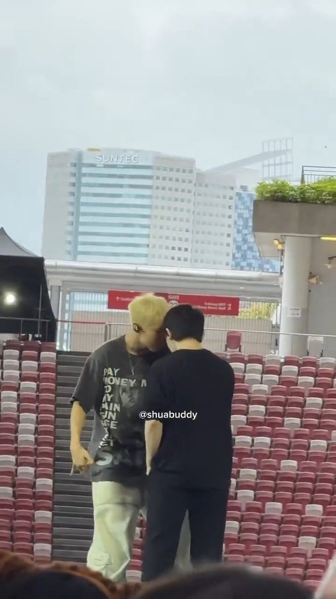 nababaliw na yung tao dito o 🥲🫵🏼🫵🏼🫵🏼🫵🏼🫵🏼