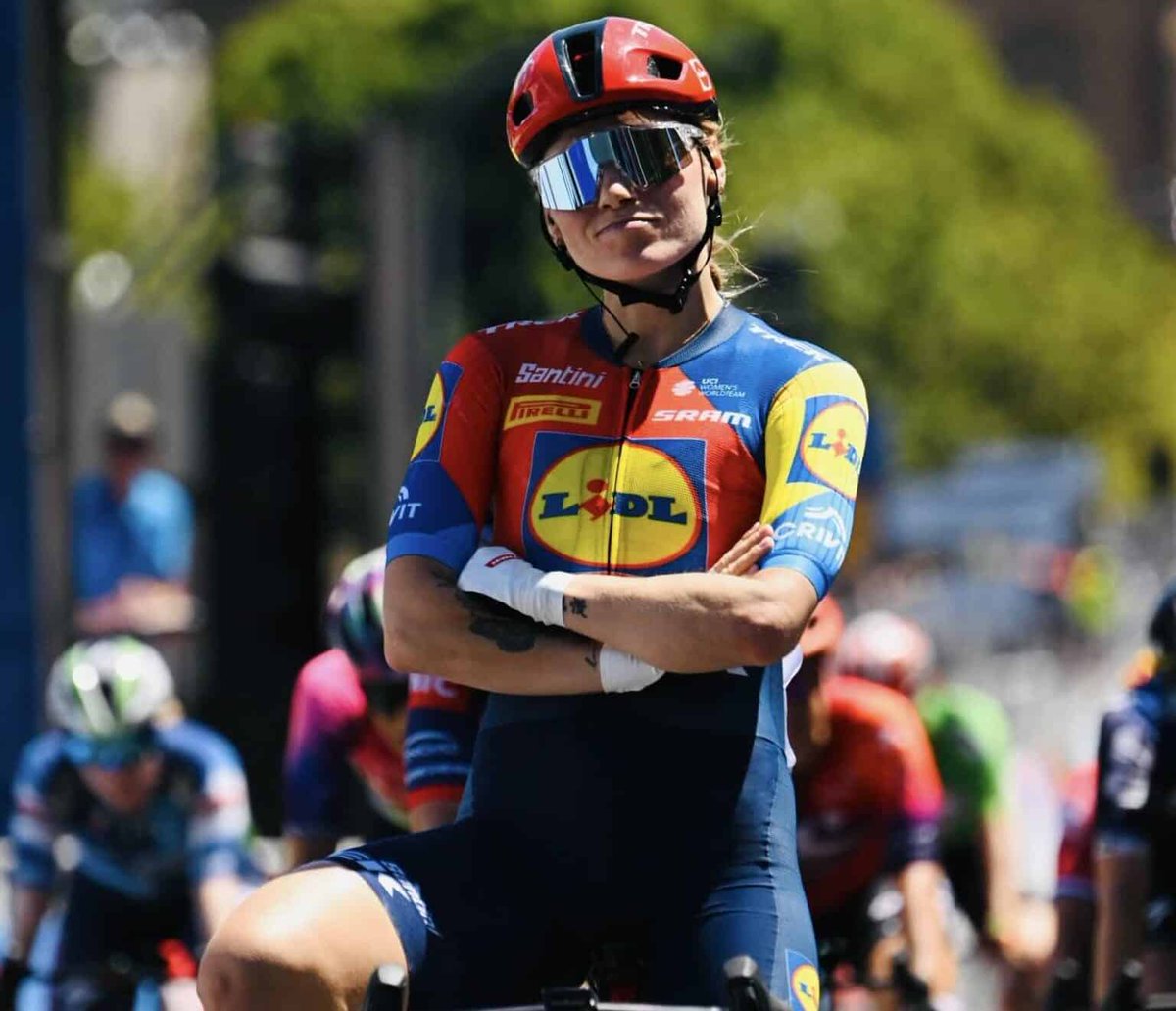 DansLaMusette's tweet photo. Clara Copponi qui gagne en Australie, et avec une célébration badass. On ne peut qu'aimer. https://t.co/Xi4PQy5SYK