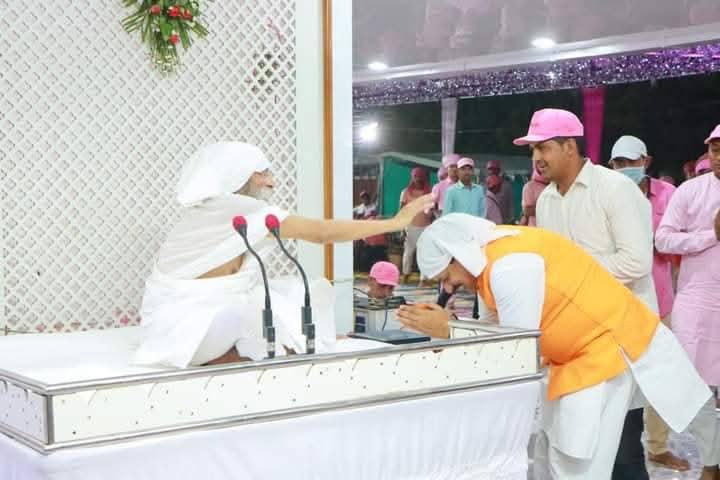 सभी धर्मों की यही पुकार ।
मानव आहार है शाकाहार।।
Ak Raj
Jai Gurudev
नशामुक्त बन शाकाहार अपनाओ
#देशभक्त_बन_नाम_कमाओ