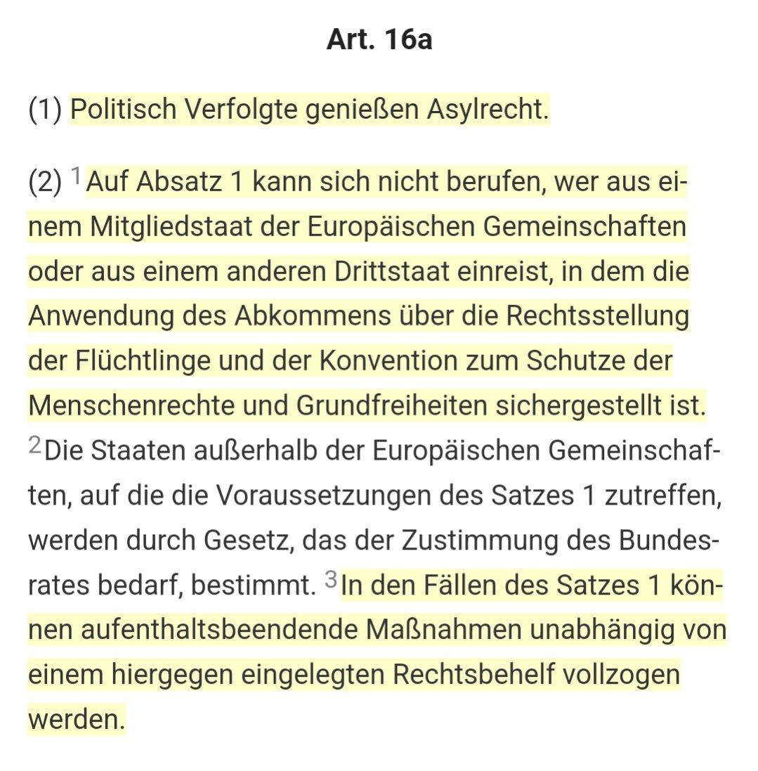 pkbrln's tweet photo. Es ist Zeit, ein paar Dinge klarzustellen, die im Shitbürgertum irgendwie verklärt werden. Das Grundgesetz gilt für das Deutsche Volk. Das Asylrecht reicht etwas weiter und erfasst auch Nichtdeutsche. Es gilt nicht uneingeschränkt. Das ist nicht rechts, sondern (geltendes) Recht. https://t.co/mLpVCTqN63