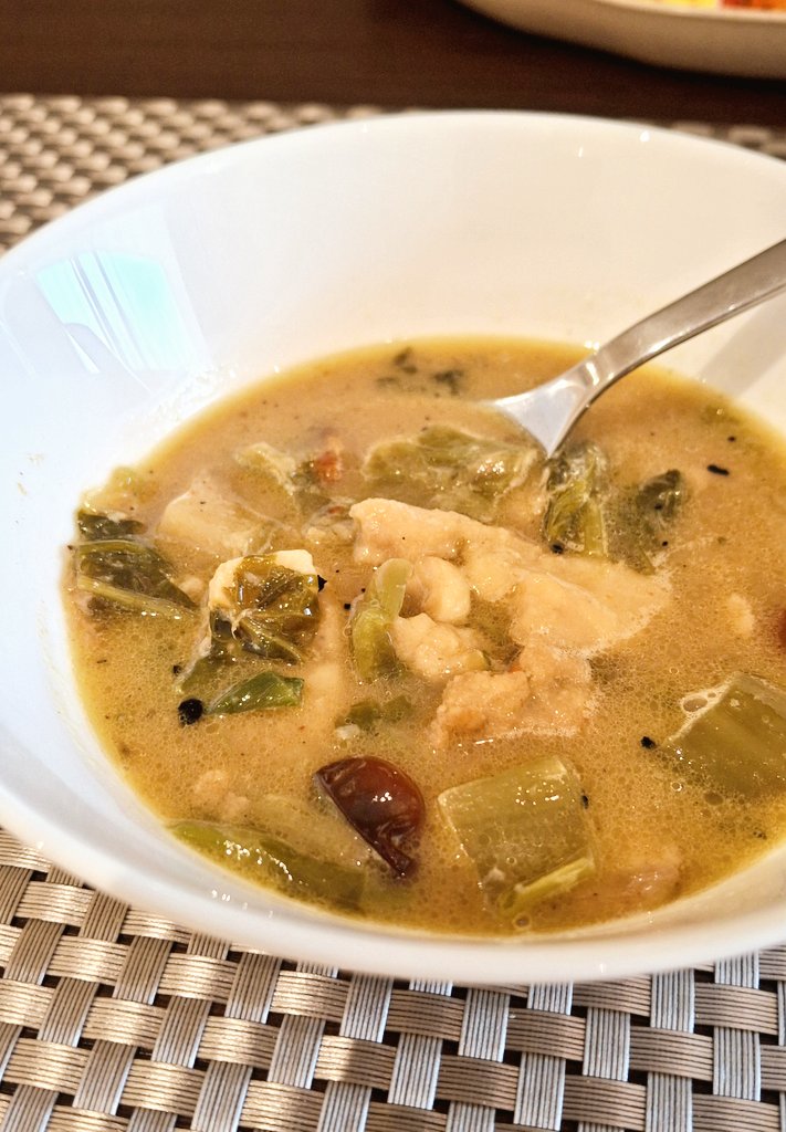 BetawiKorea's tweet photo. #WeekendBerkuah
#masakmalesmeh
RESEP Suan Cai Yu / Sop ikan sayur asin. https://t.co/pFGBwld3i8