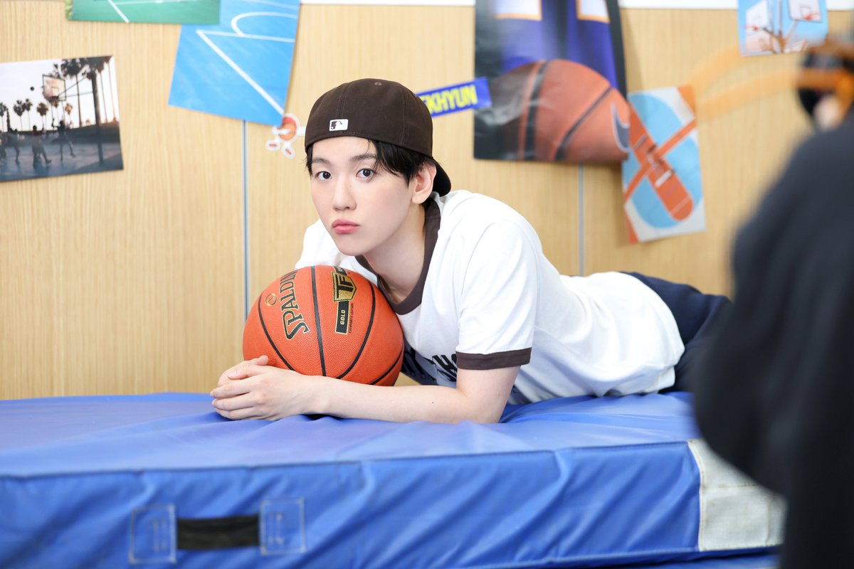 baekhyuntown's tweet photo. [❤MEMBERSHIP ONLY] 📸 🎉5월 29일은 백현 1기 팬클럽 생일🎉 Behind Photo 12p

🔗https://t.co/wLTFPElapX

#백현 #BAEKHYUN @B_hundred_Hyun @BAEKHYUN_INB100 https://t.co/uHsPh1Wldg