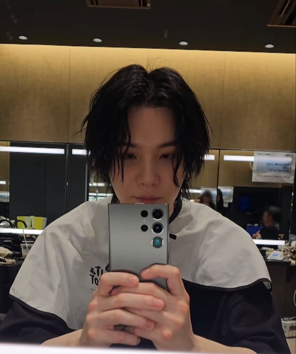 yoongi pics tweet media