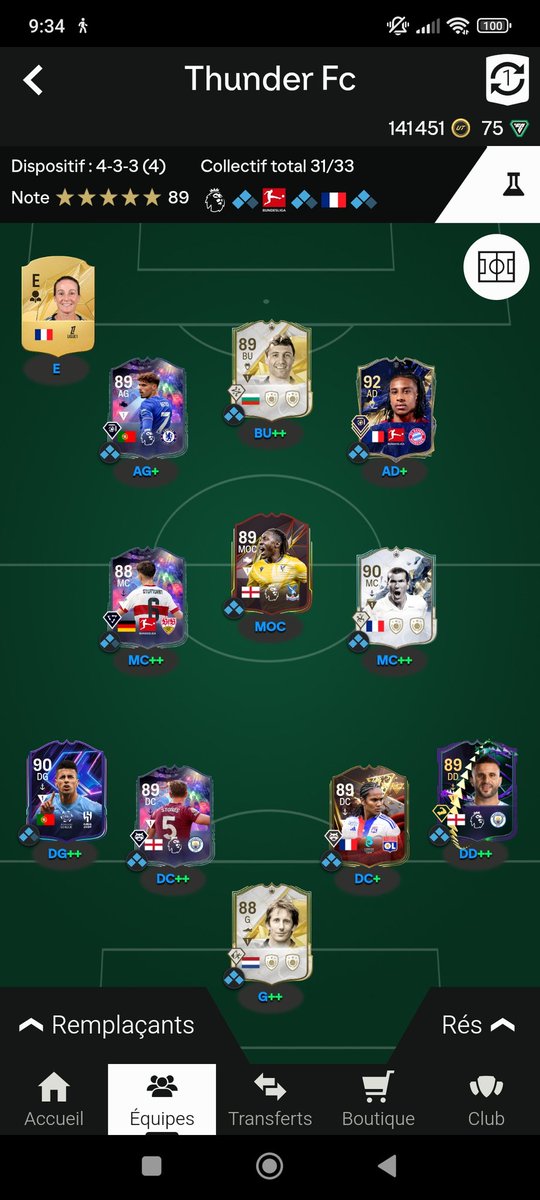 Aurel_1993's tweet photo. @FansdeFUT Les gars vraiment je sais pas quoi changer dans ma team Help tout est invendable et j'ai que 145k crédit https://t.co/GImsHOmyg5