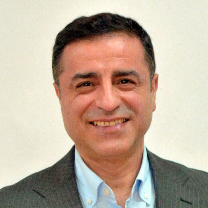 QAD-Barış Meydanı tweet media