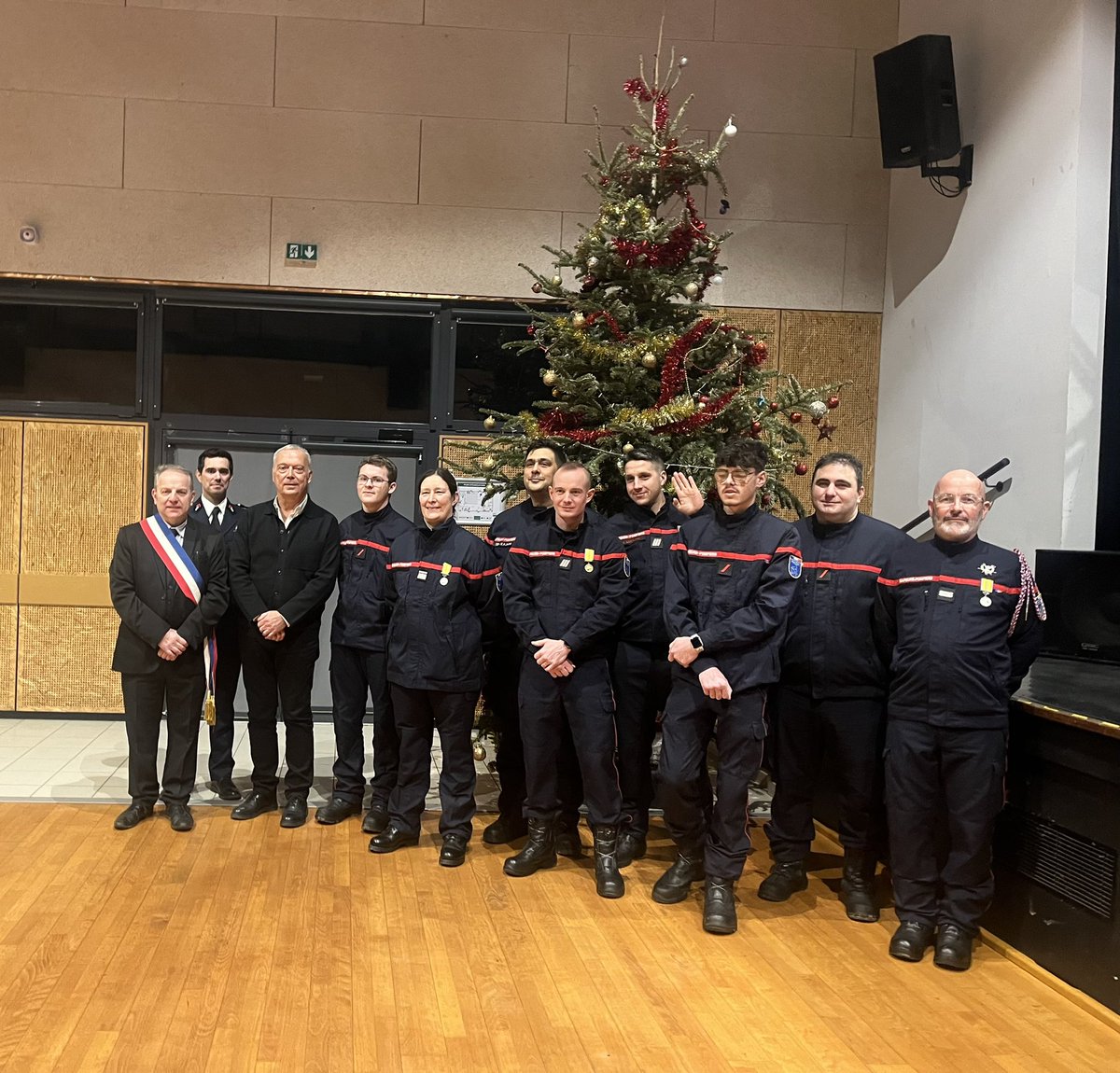 J’ai présidé la cérémonie de la Ste Barbe du CIS de <a href="/VilledePlouha/">Ville de Plouha</a> : félicitations aux nouveaux décorés et aux nouveaux promus 👏👏