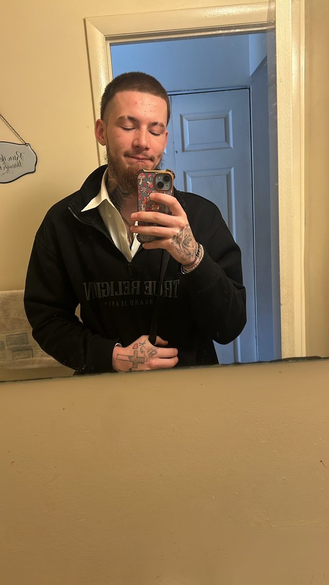 Chris tweet media