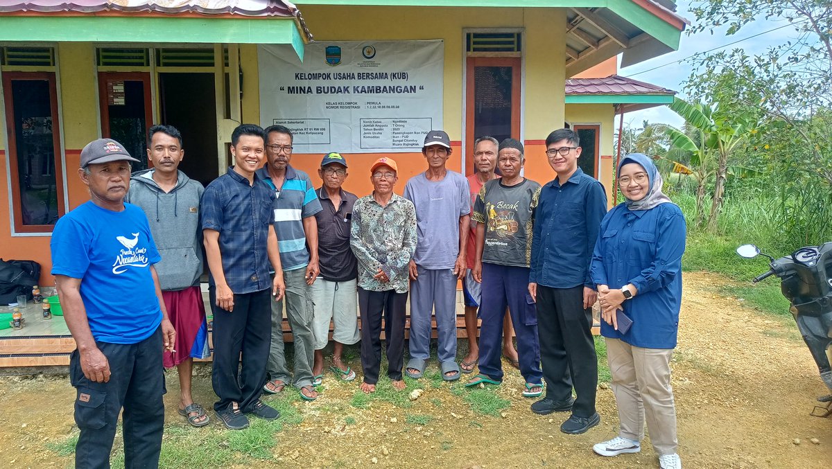 as_norisk's tweet photo. Jumat 3 Januari 25, luhkan Andris, dalam rangka kegiatan monitoring  pemanfaatan mesin perahu dati tim Bank Indonesia pada kub mina budak kambangan desa pamotan, kalipucang
#luhlapor
#giatluhkansatminkalbogor
@bppsdm_kp @brpbatpp_bogor @djpt_kkp https://t.co/Jn5OvHcnC7