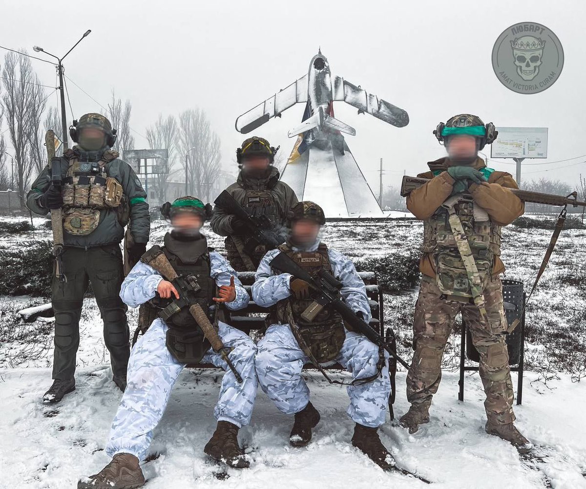 ❗️From which country do you continue to support 🇺🇦Ukraine and its brave soldiers?