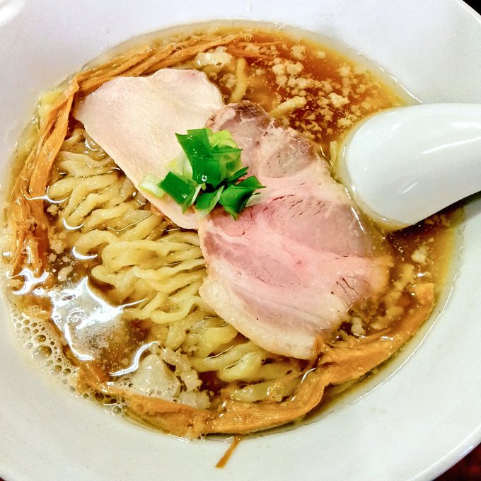 @無化調煮干しらぁ麺誠実@鶴ヶ島
限定蟹煮干し塩
プニプニ太麺が最高
醤油より塩のほうが
ダイレクト蟹!!
ご馳走ご馳走
仕込み画像が蟹蟹地獄なので
見てみて欲しいw 