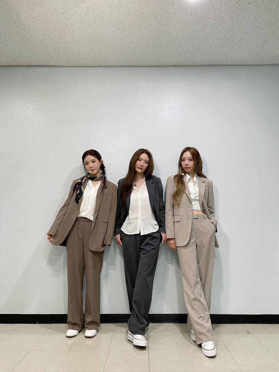bbeevol's tweet image. WOMEN IN SUITS&amp;gt;&amp;gt;&amp;gt; #BBGIRLS #LOVE2